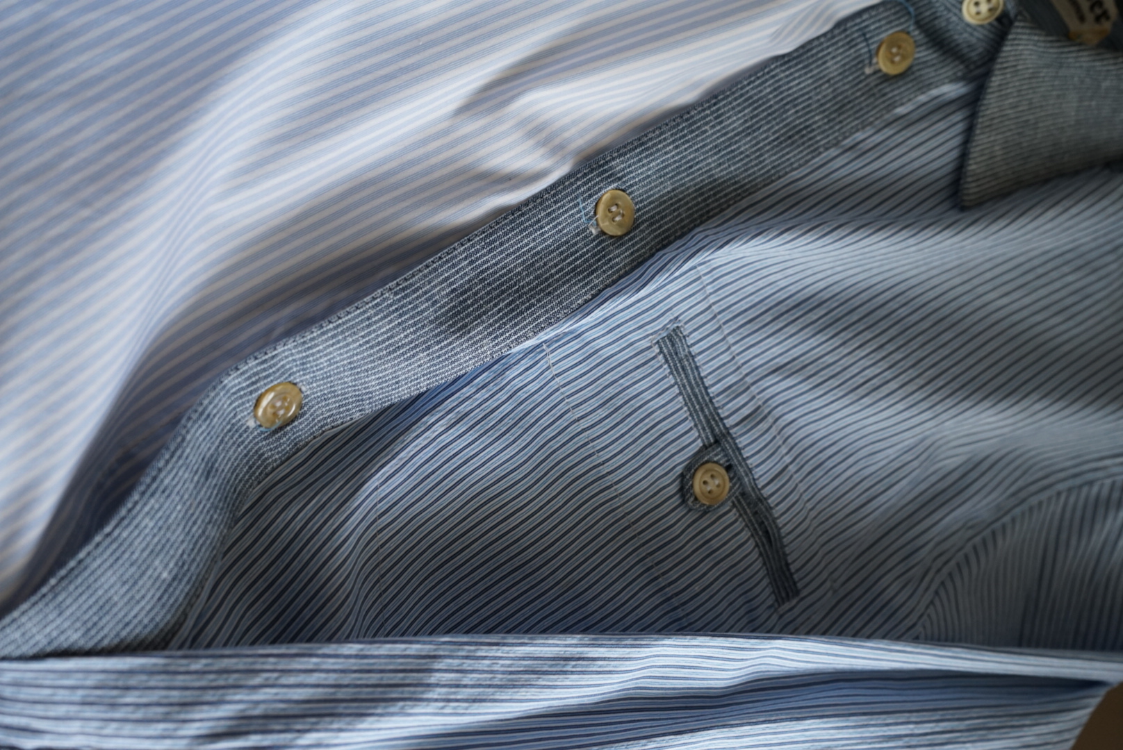 VINTAGE FABRIC EDITION BLUE STRIPE SHIRT