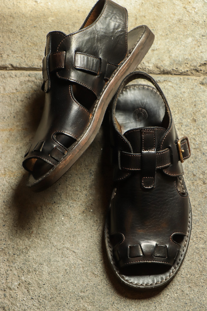 shoes, belted