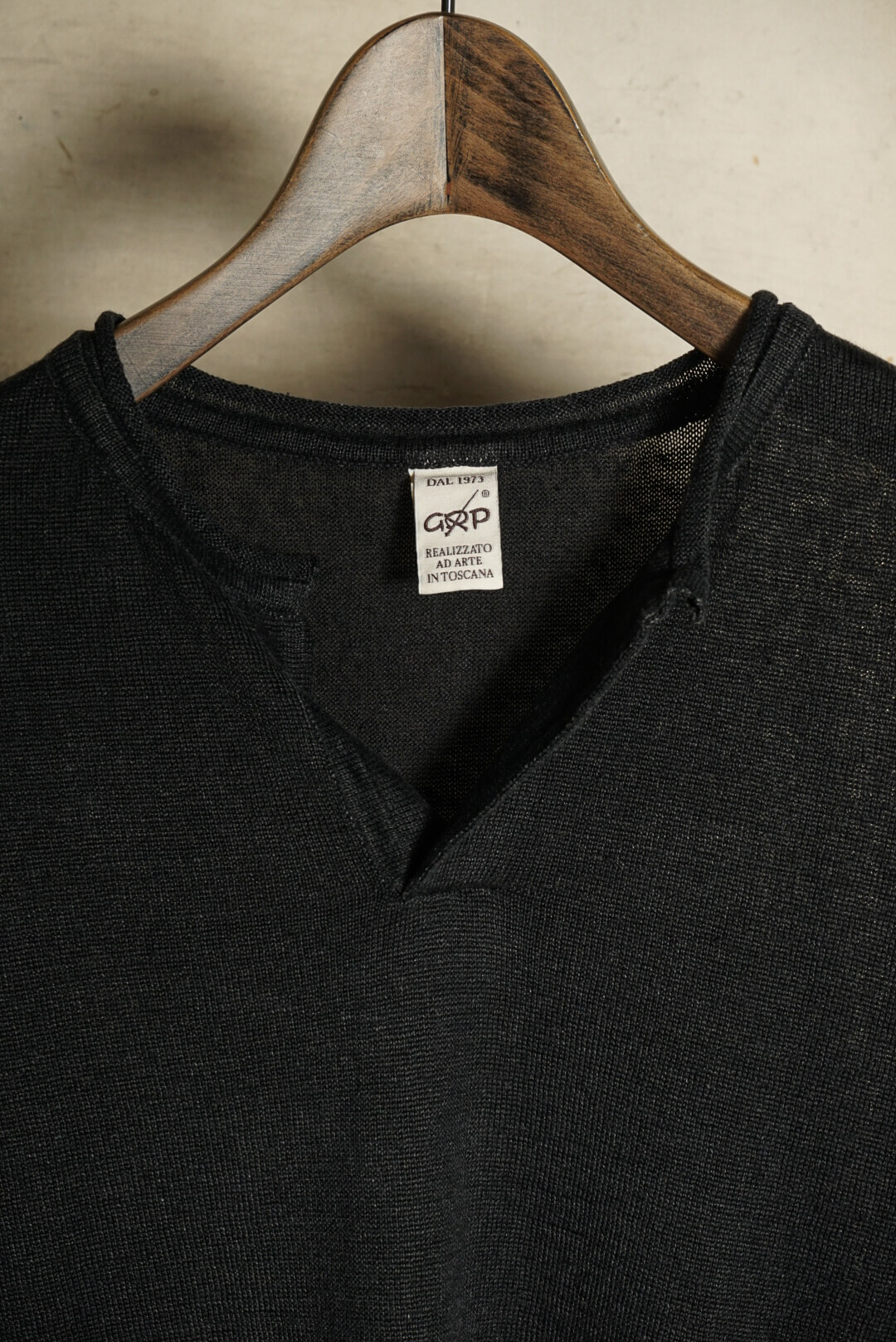 Neo Henley S/S "No Pocket" - ARCH EXCLUSIVE