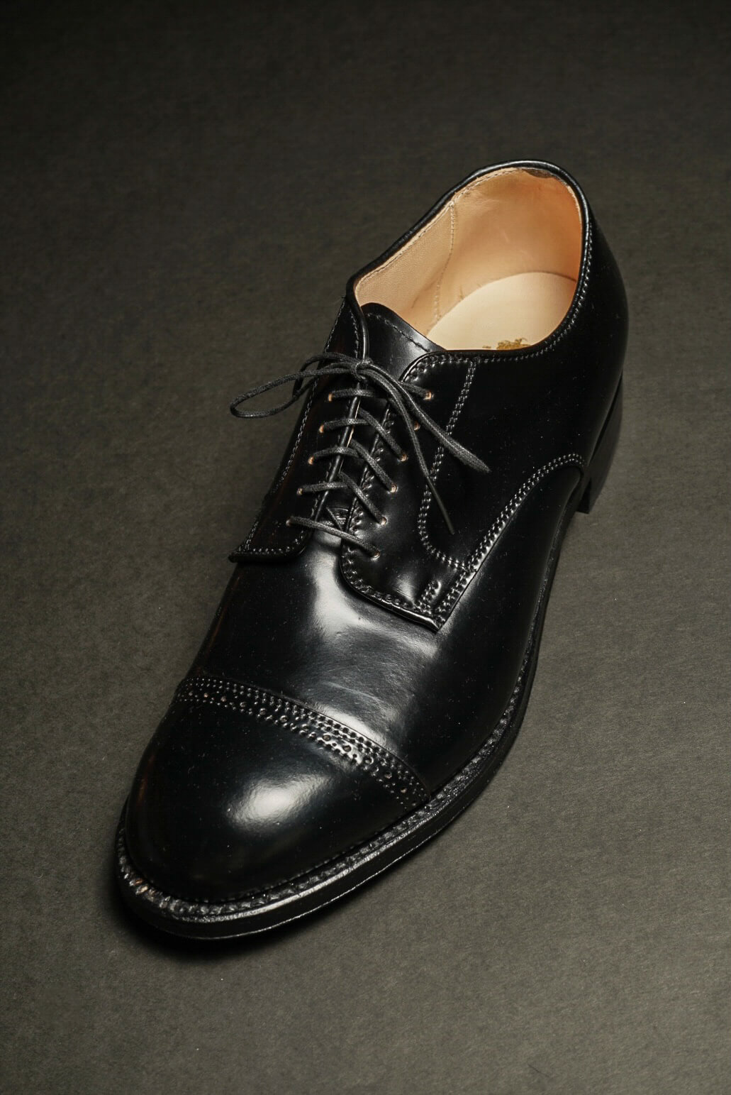 56251 Cap-Toe Ox.