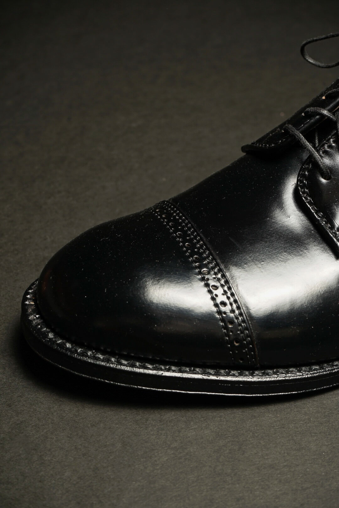 56251 Cap-Toe Ox.