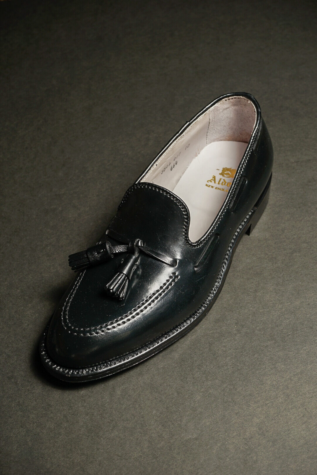 664 Tassel Moccasin