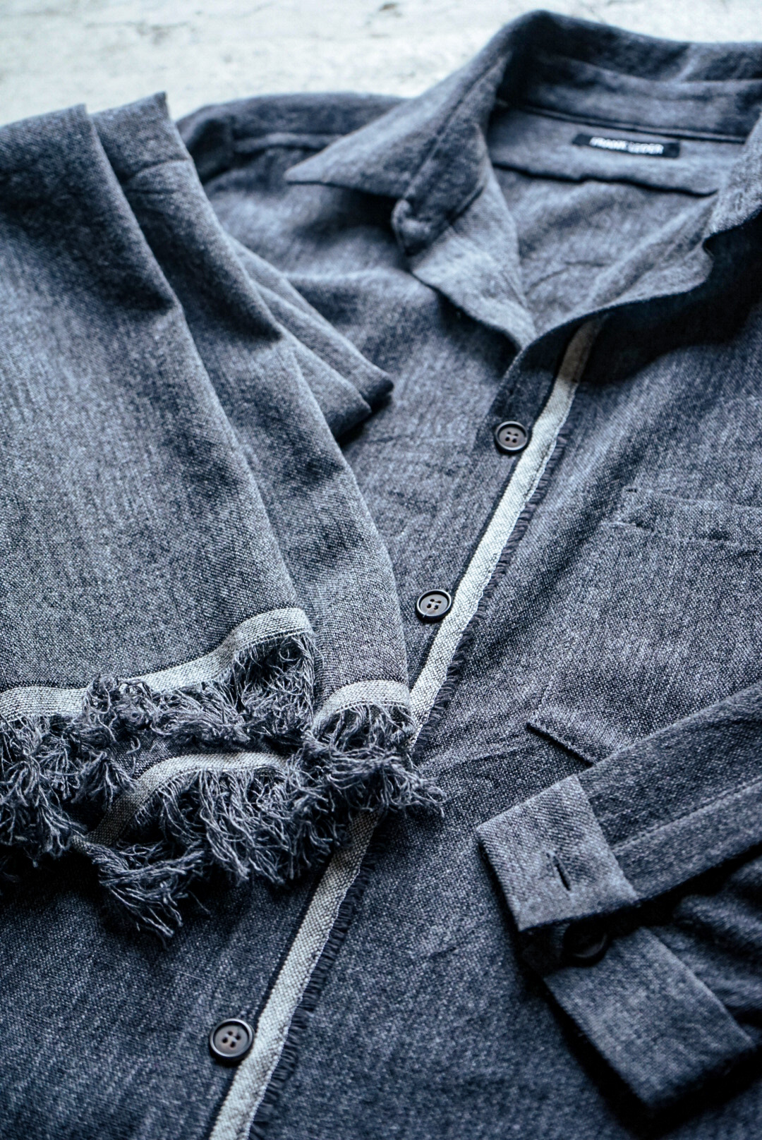 GREY WOOL EDGE DETAIL SHIRTS WITH SCARF