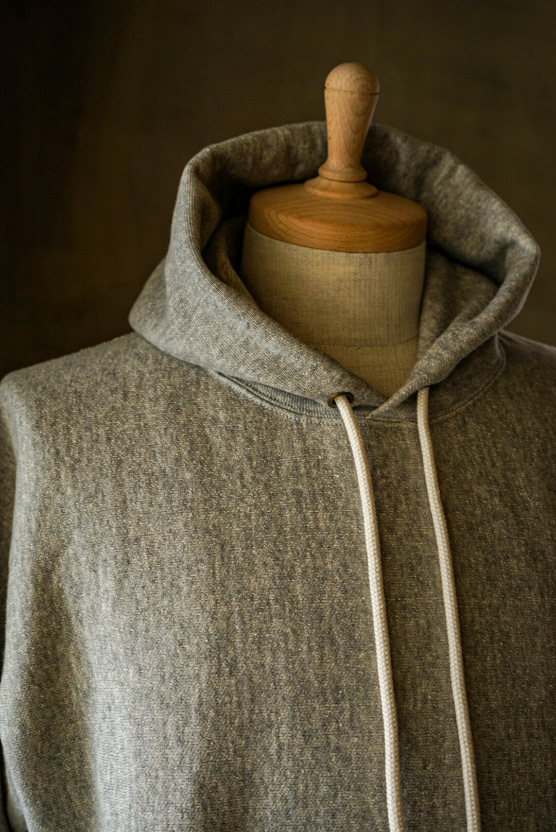 HOODED SWEAT SHIRT - ARCH EXCLUSIVE -