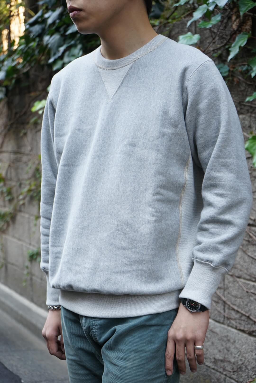 両Vトレーナー リバース型 Loop Wheeled V Sweater