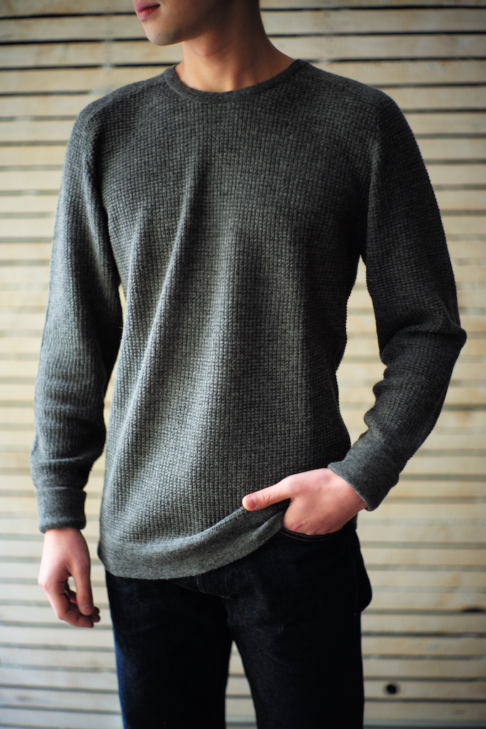Thin Waffle Knit Pullover