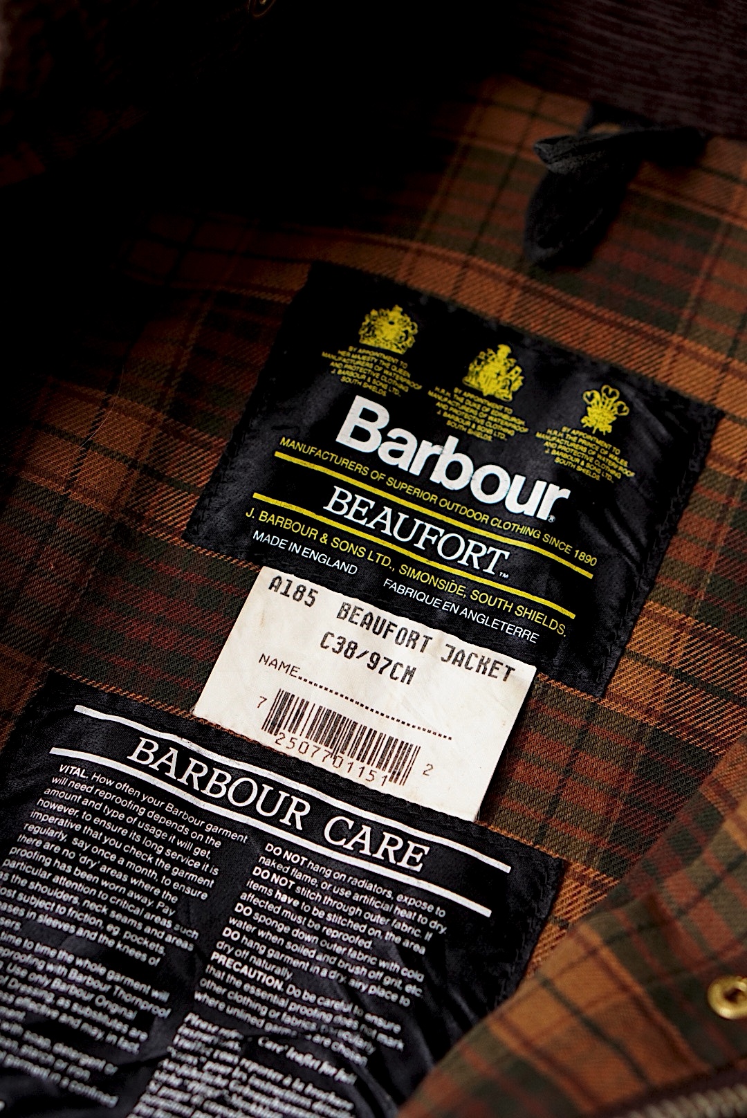 Barbour Beaufort Sandstone 38 (3 Crest)