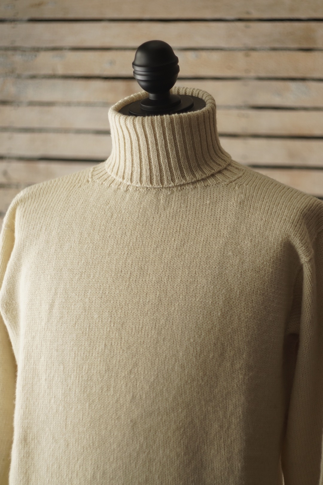 ARCH×SOLNORD Handframe Knitted Turtle Neck